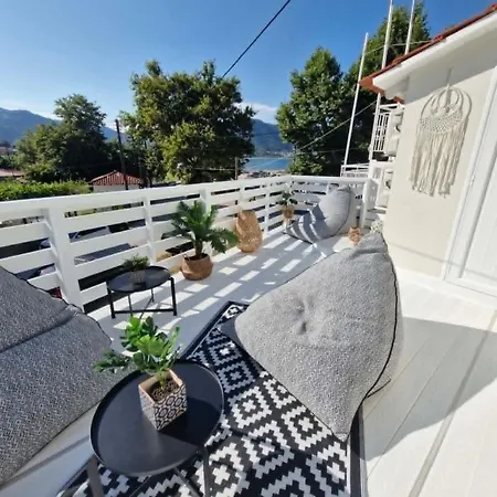 Дом отдыха Summer House Moschovi